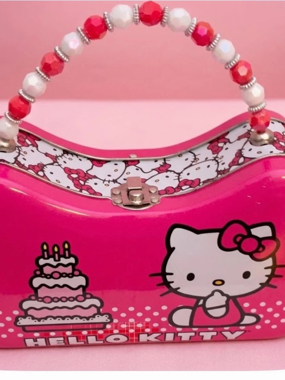 Hello Kitty Hot pink-tin Purse-lunch box-school supply box-trinket-beaded handle